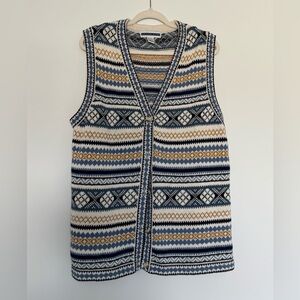 Jennifer Moore V-Neck Patterned Sweater Vest - Cream, Blue, Black
